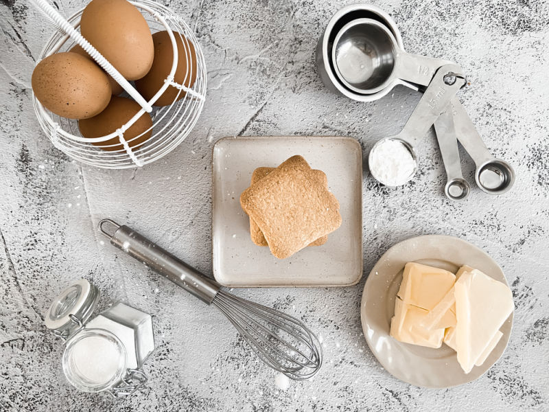 GALLETAS DE MANTEQUILLA SIN GLUTEN (IDEALES PARA DECORAR CON GLASA,  FONDANT Y PAPEL DE AZÚCAR) - Atrapada en mi cocina