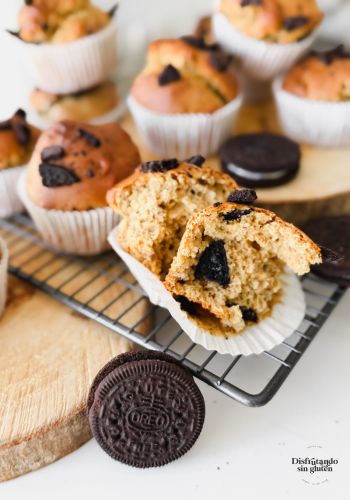 Magdalenas sin gluten de galletas Oreo
