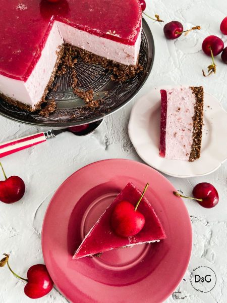 Receta de tarta de cerezas y queso