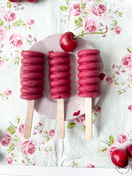 polos de cereza y yogur sin gluten