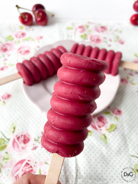 polos caseros de cerezas