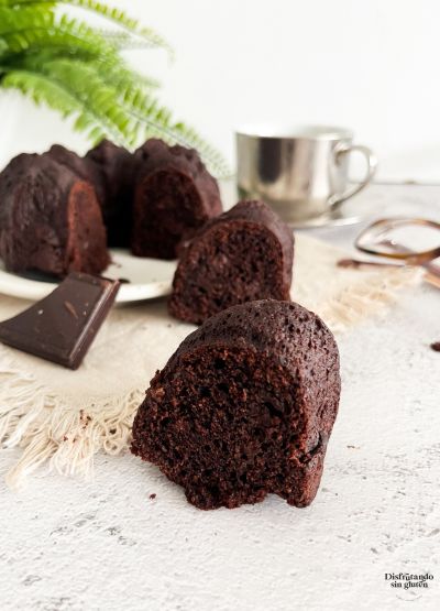 Bundt cake de chocolate sin gluten
