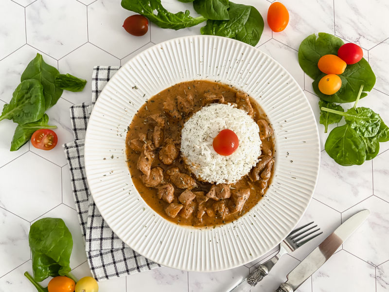 Pollo con arroz y coco estilo tailandes