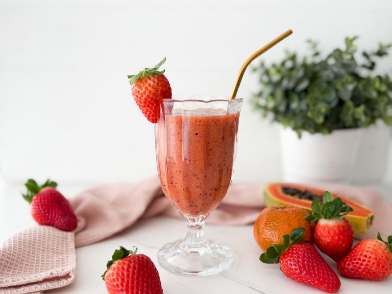 Smothie de papaya, mandarinas y fresas