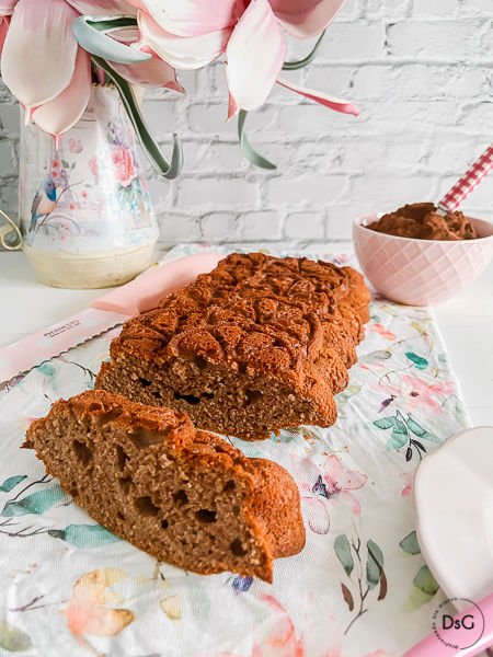 Bizcocho de remolacha y chocolate sin gluten