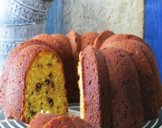 Bundt Cake de Ricotta, naranja y chocolate