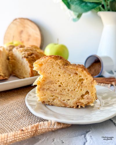 Receta de bizcocho de manzana y canela
