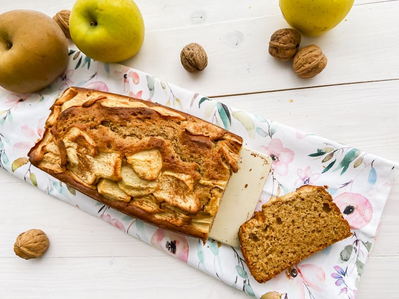 bizcocho de manzana y canela sin gluten