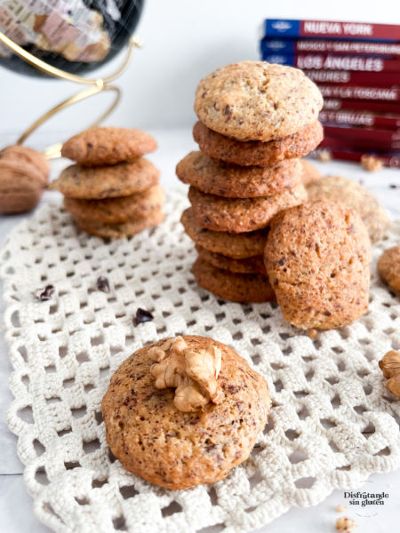 Galletas de nueces, avena y chocolate sin gluten