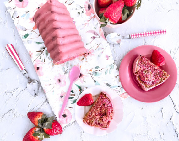 Bizcocho de fresas sin gluten