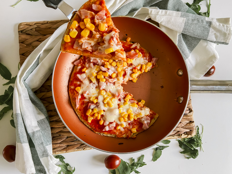 pizza en sartén sin gluten