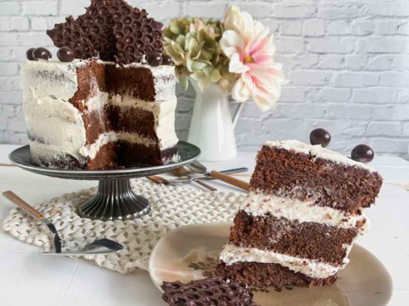 tarta de chocolate y crema kinder