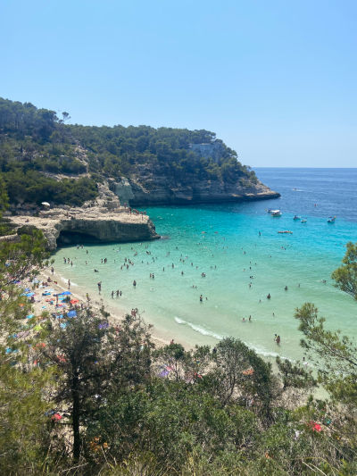 Cala Mitjana, Menorca