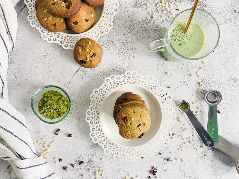 Galletas de almendras y te matcha