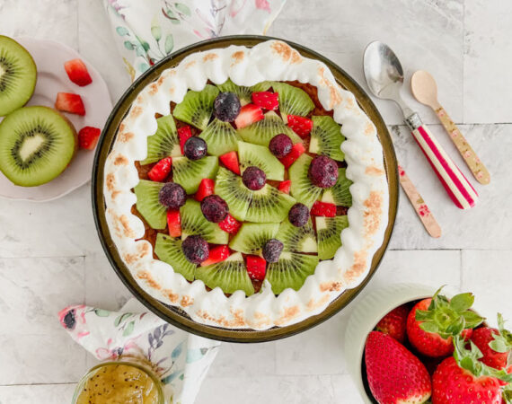 Tarta de queso y kiwi