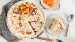 Tarta de queso, chocolate blanco y papaya