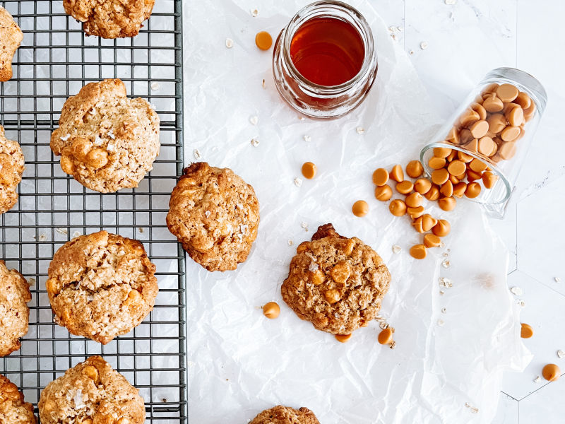 Cookies de avena y caramelo salado
