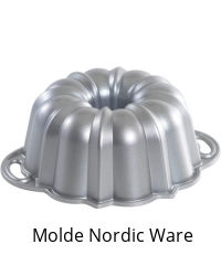 Molde Nordic Ware para Bundt Cake