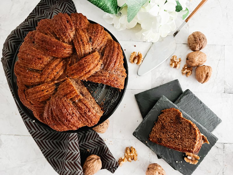 BIzcocho de nueces y chocolate sin gluten