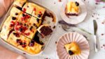 Receta de brownie cheesecake de frutos rojos