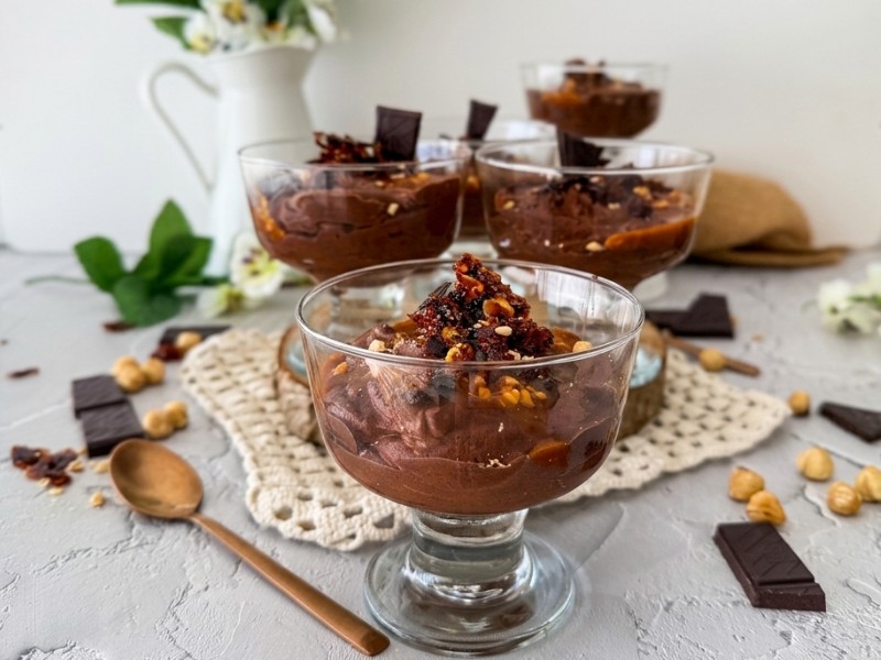 Mousse de chocolate negro y avellanas sin gluten